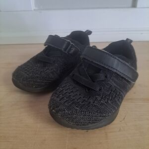 Toddler Black Knit Sneakers – Velcro Strap & Elastic Laces